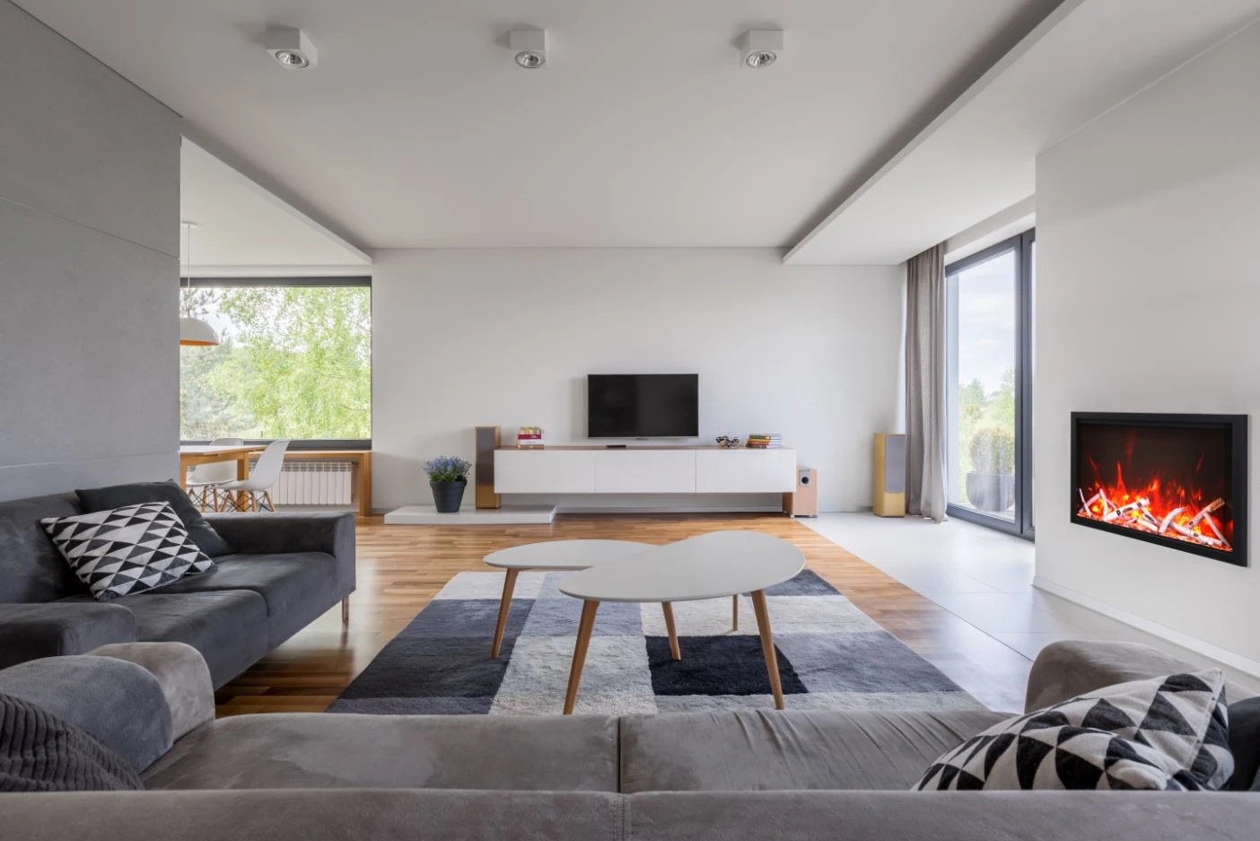 44” Traditional Bespoke Smart Indoor / Outdoor Electric Fireplace Insert 15 44” Traditional Bespoke Smart Indoor / Outdoor Electric Fireplace Insert - Image 15