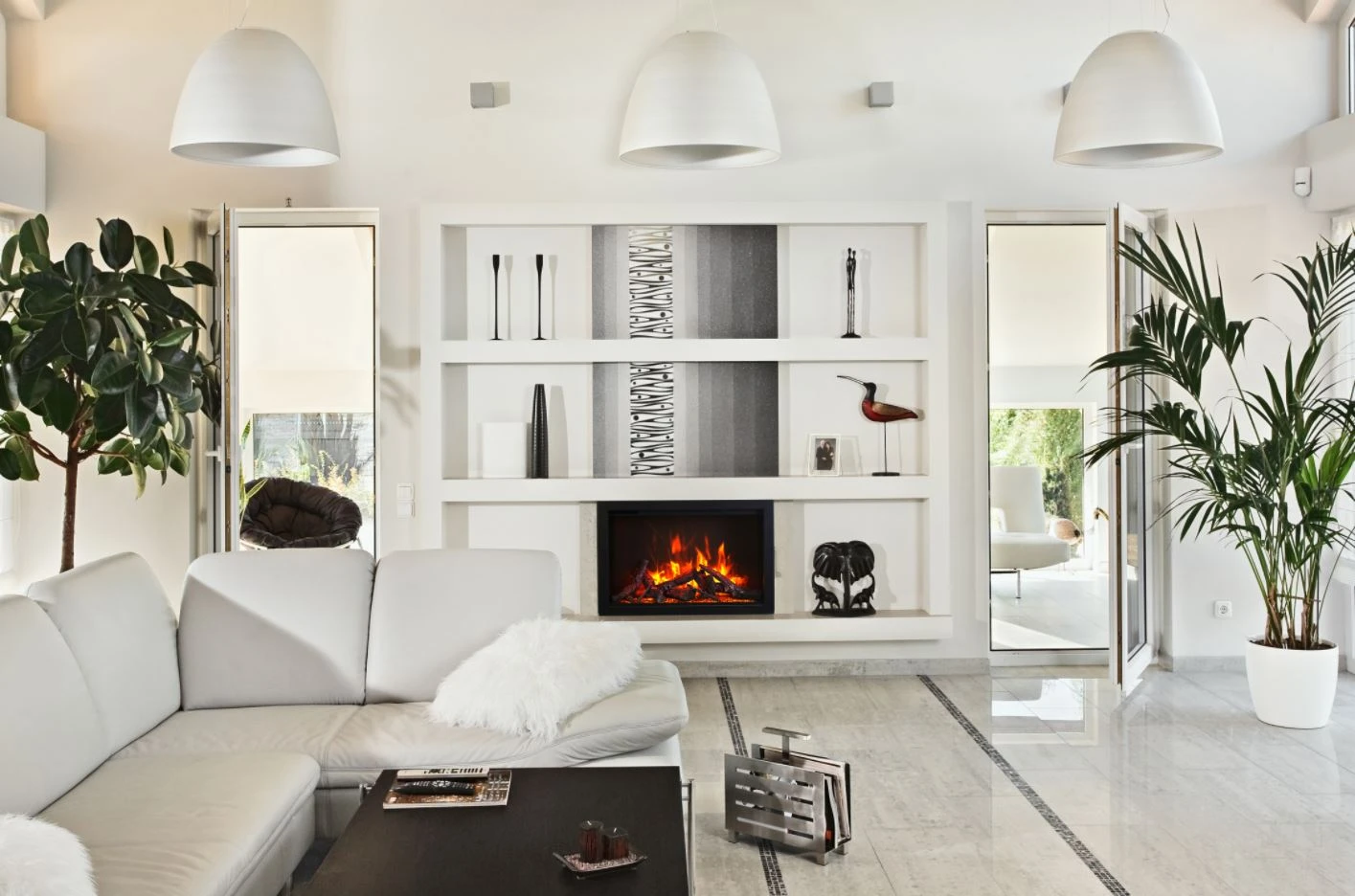 30" Traditional Smart Series Electric Indoor / Outdoor Fireplace 4 30" Traditional Smart Series Electric Indoor / Outdoor Fireplace - Image 4