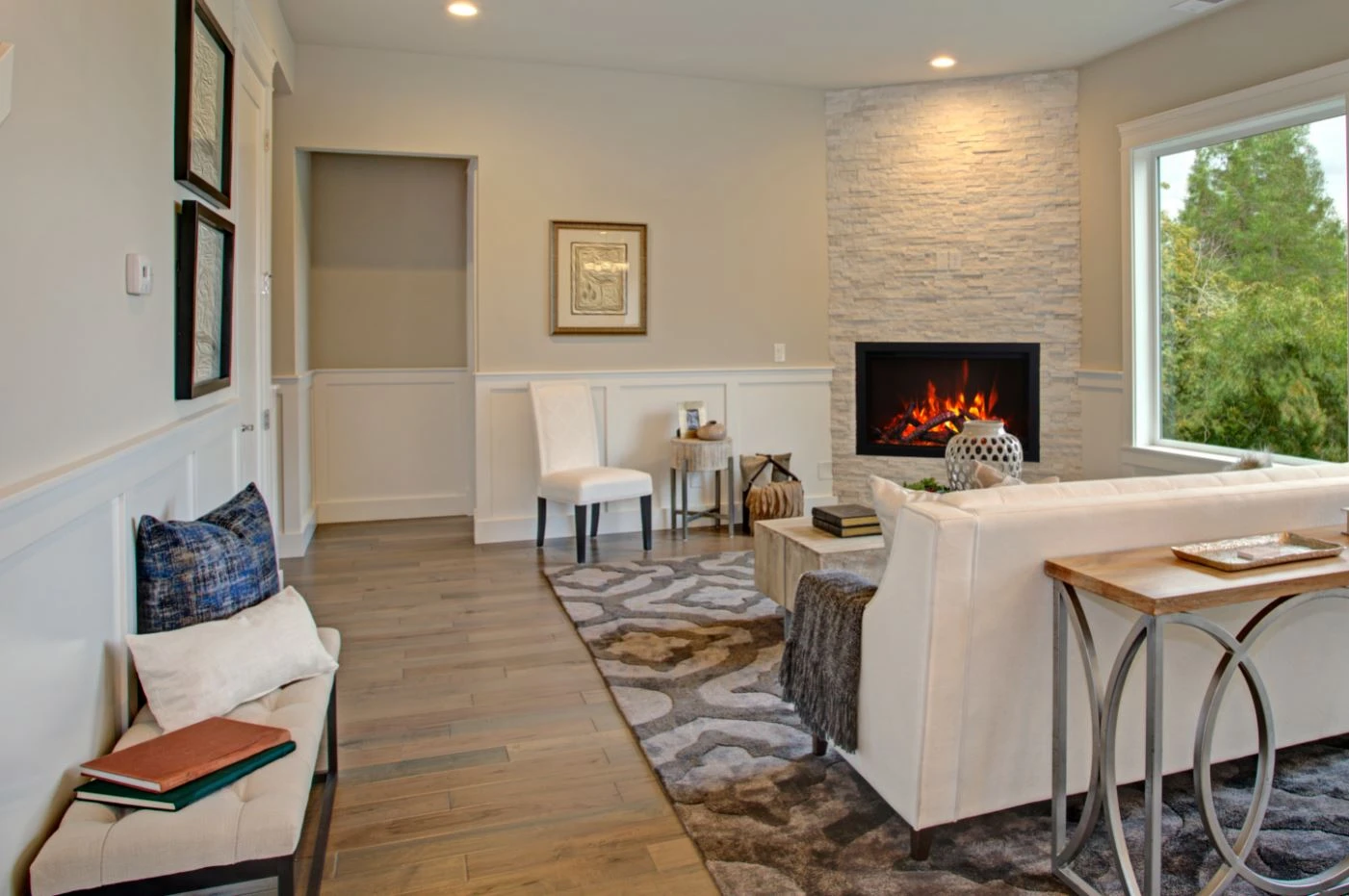 44" Traditional Smart Series Electric Indoor / Outdoor Fireplace 4 44" Traditional Smart Series Electric Indoor / Outdoor Fireplace - Image 4